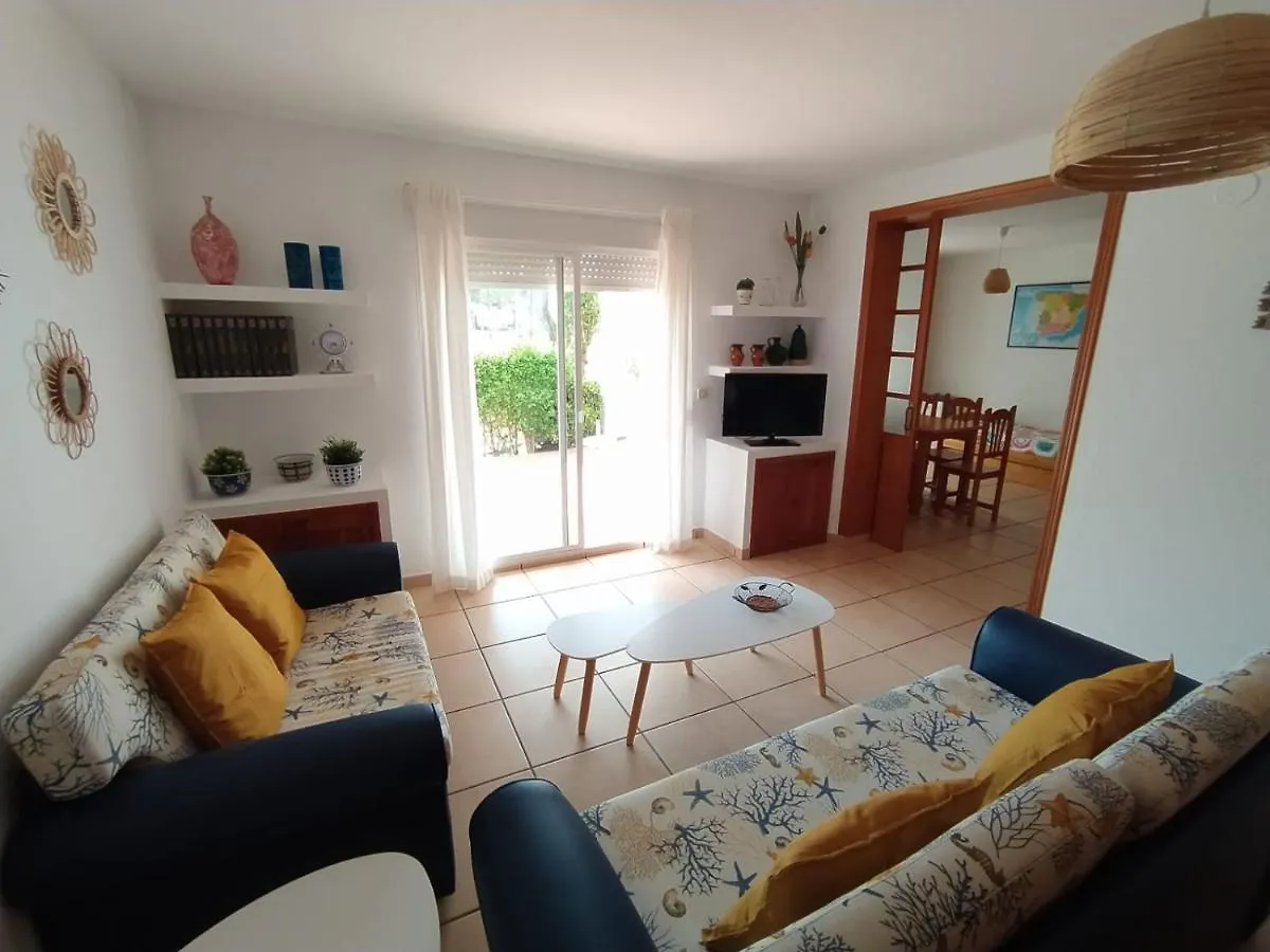 Apto. Doble Planta Baja Con Acceso A La Piscina contacts