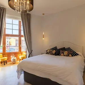 Acogedor, De Diseño Moderno En Zona Antigua Apartamento Bilbao